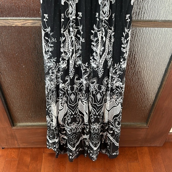 Marchesa Notte Embroidered Swiss Dot Tulle Gown size 4 - Picture 6 of 13